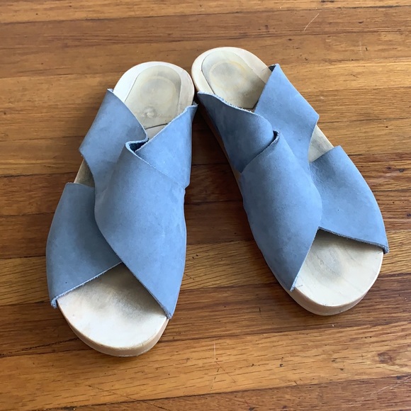 No.6 Suede Frida Flat Clog - Picture 12 of 16